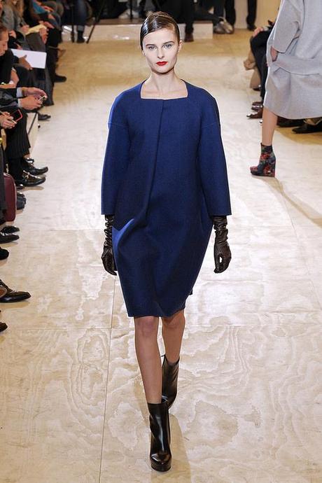 JIL-SANDER-FALL-2011-RTW-PODIUM-015_runway