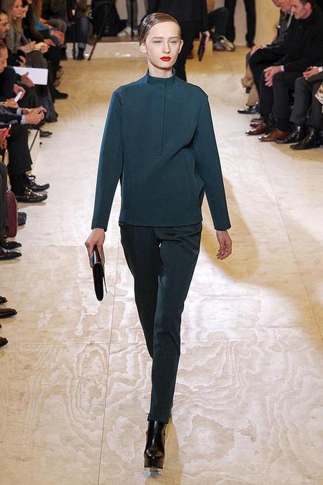 JIL-SANDER-FALL-2011-RTW-PODIUM-009_runway