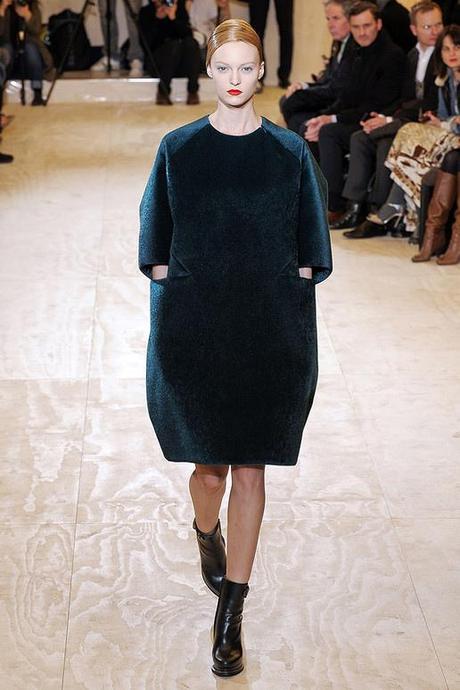 JIL-SANDER-FALL-2011-RTW-PODIUM-019_runway