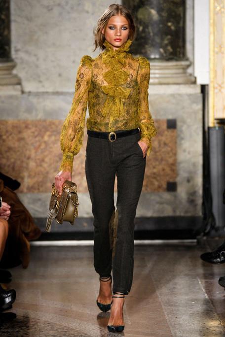 EMILIO-PUCCI-FALL-RTW-2011-PODIUM-007_runway