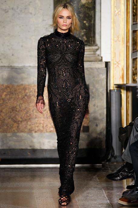 EMILIO-PUCCI-FALL-RTW-2011-PODIUM-042_runway