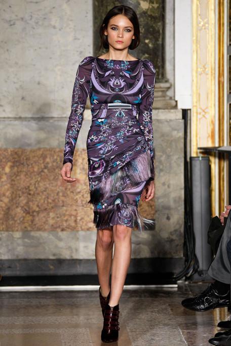 EMILIO-PUCCI-FALL-RTW-2011-PODIUM-014_runway