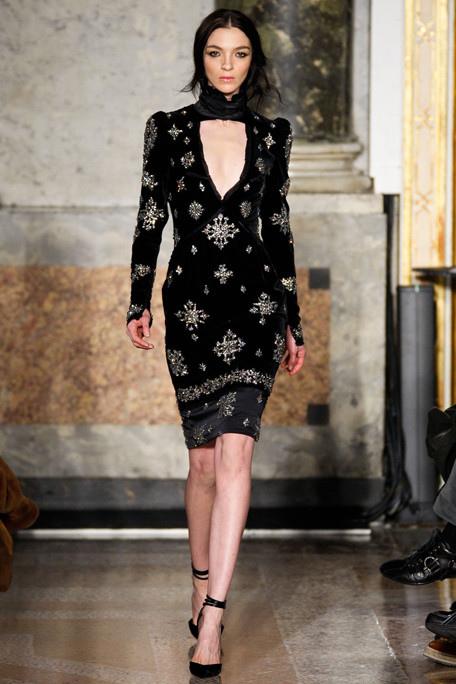 EMILIO-PUCCI-FALL-RTW-2011-PODIUM-044_runway