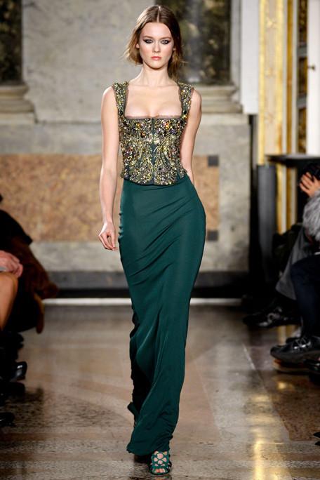 EMILIO-PUCCI-FALL-RTW-2011-PODIUM-048_runway