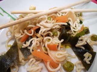 CENA ORIENTALE  con qualche idea nuova e un'aiutante coi fiocchi!