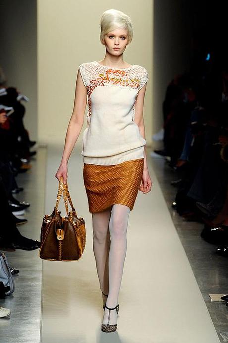 BOTTEGA-VENETA-FALL-2011-RTW-PODIUM-006_runway