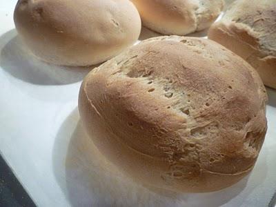 PANE CON PASTA MADRE