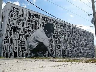 Street Art: Retna