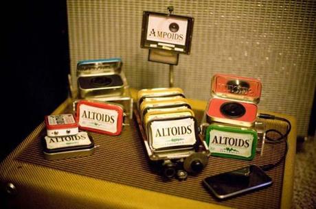 Ampoids, amplifiers, portable mp3 vintage style