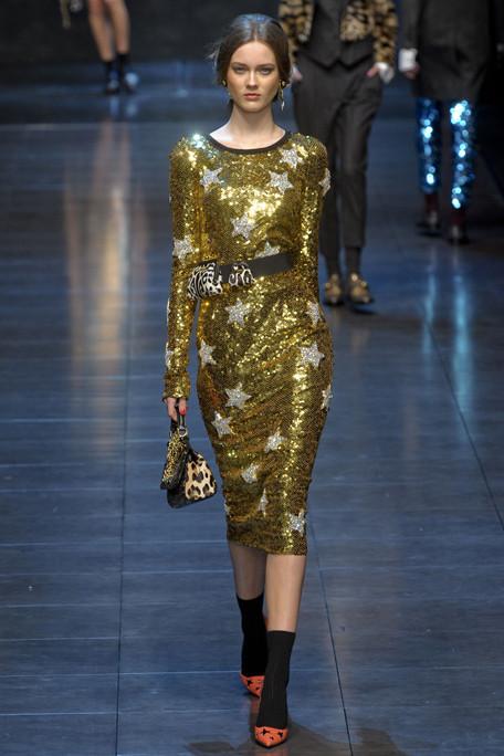 DOLCE-GABBANA-FALL-RTW-2011-PODIUM-054_runway