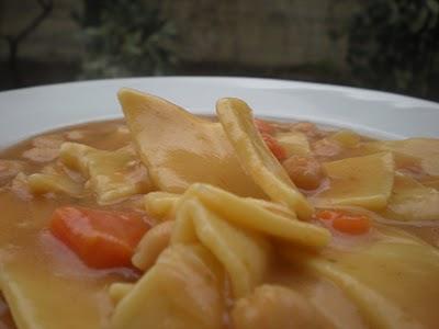 Maltagliati freschi in Zuppa di Ceci