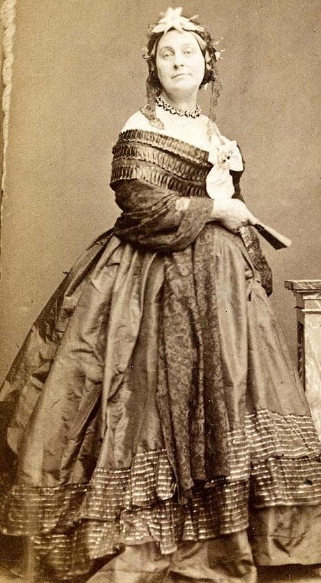 Il Daily Mail cita Caroline Norton