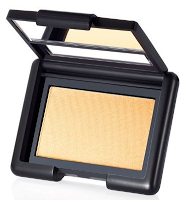 e.l.f. celebra la donna con una settimana di sconti!