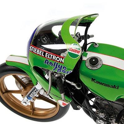 Kawasaki KR 350 A.Mang 1981 World Champion GP 350 by Minichamps