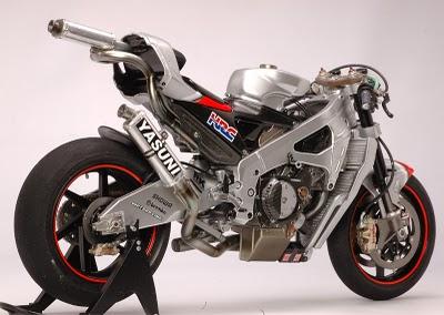 Honda RC 211V D.Kato 2002 by Utage Factory House (Tamiya)