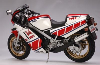 Yamaha RVZ 500 R by Utage Factory House (Tamiya)