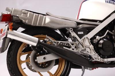 Yamaha RVZ 500 R by Utage Factory House (Tamiya)