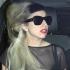 Candids: Lady GaGa a Parigi (02/03/2011)