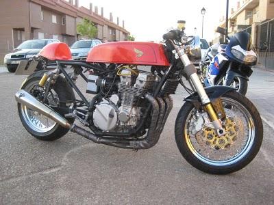 Honda CB seven fifty cafe racer