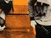 Levi's cala pantaloni. Socialmente