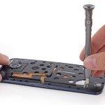 Google-Nexus-6-disassembled-by-iFixit (9)