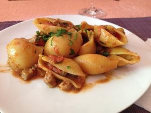 conchiglioni-ragu-tonno