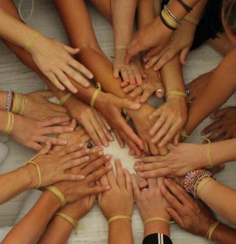 mani di donne-marzia bisognin