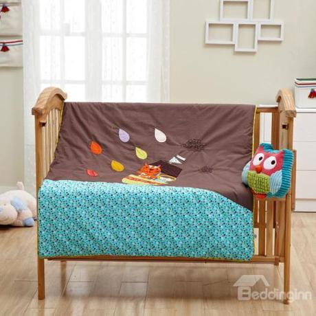 High Quality Cozy Cartoon Cat Printing 4-piece Crib Bedding Sets