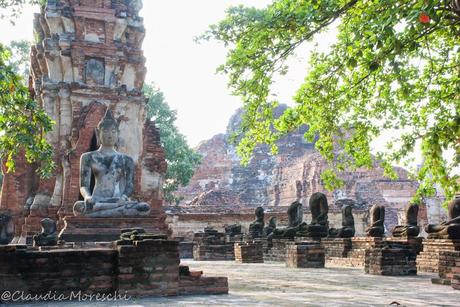 Scoprendo Ayutthaya in sella a una bici