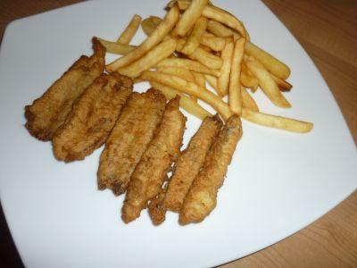 alici fritte e patatine