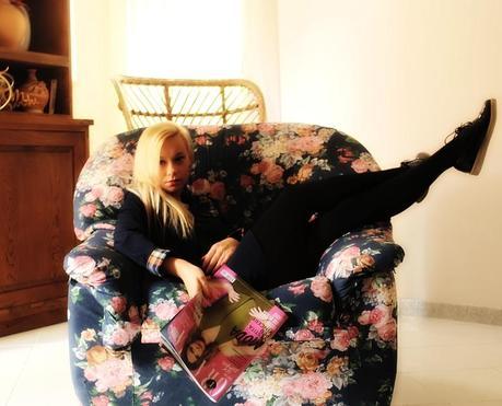 In poltrona con i collant Omero collant Omero outfit collant Teresa Morone