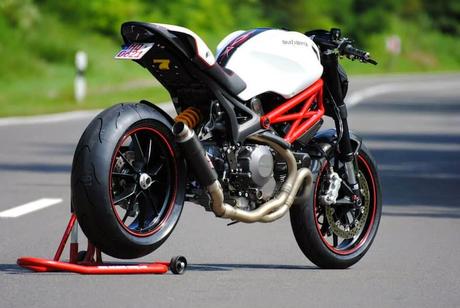 Ducati Lesmo 1100 by WalzWerk-Racing