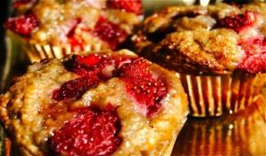 muffin-di-banana-limone-e-fragole