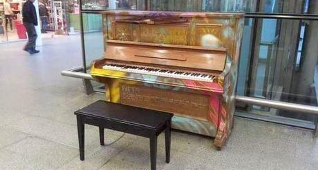 Alla stazione di Venezia c'è Lucy, pianoforte per tutti