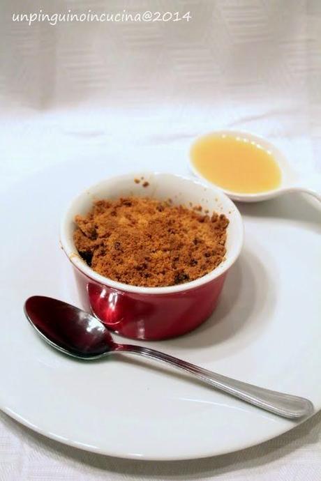 Crumble di zucca e castagne con salsa al caramello salato