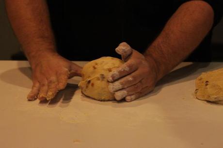 Panettone in casa. Come prepararlo, guida completa