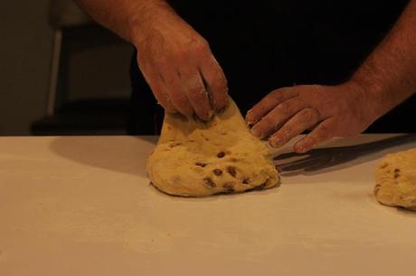 Panettone in casa. Come prepararlo, guida completa