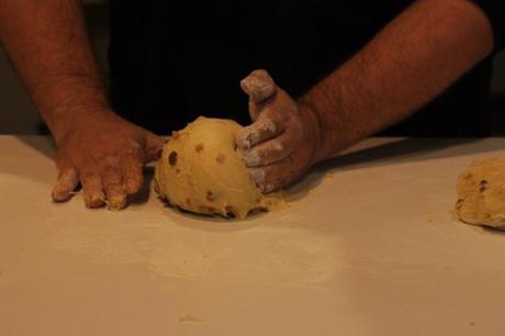 Panettone in casa. Come prepararlo, guida completa