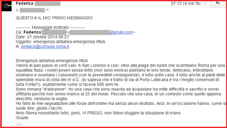 Vedete anche voi questo accampamento abusivo in piena San Lorenzo? Ecco, sappiate che non esiste, è frutto della vostra immaginazione