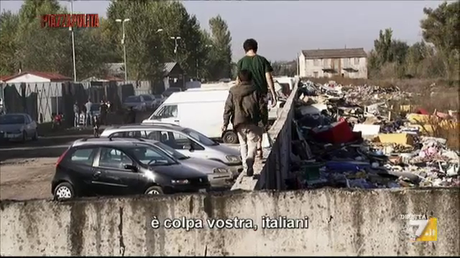 I campi rom di Roma come aree di guerra. L'allucinante reportage di Piazza Pulita andato in onda lunedì scorso. A voi i commenti