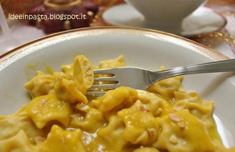 Stelle Ripiene di Coniglio e Nocciole con Salsa di Porri allo Zafferano Abruzzese Stelle Ripiene di Coniglio e Nocciole con Salsa di Porri allo Zafferano Abruzzese