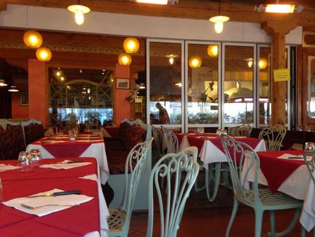 Ristorante Pizzeria Dove c'era l' Aquila - Via Cesare Battisti 49 - Cattolica (RN) - Tel. 0541968722