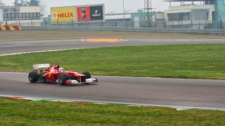 Ecco le foto e i video del debutto di Sebastian Vettel sulla Ferrari F2012