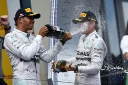 hamilton_rosberg_podio_mercedes