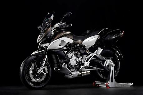 MV Agusta Stradale 800 2015