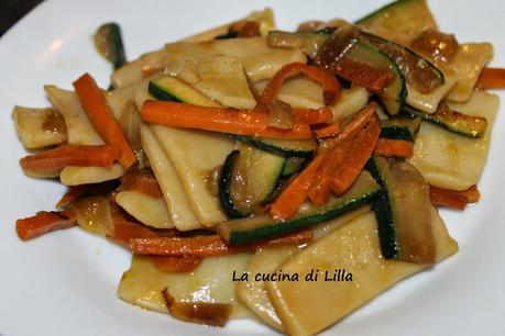 Gnocchi: Gnocchi di riso cinesi con verdure