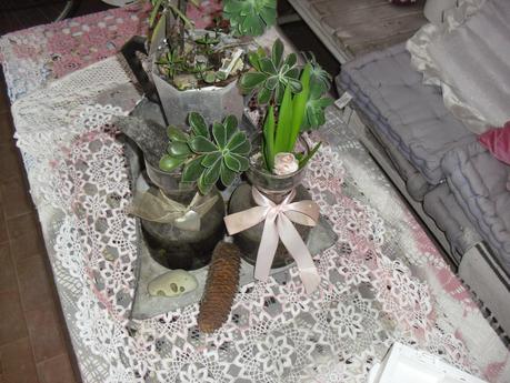 Shabby chic, la capretta nel giardino