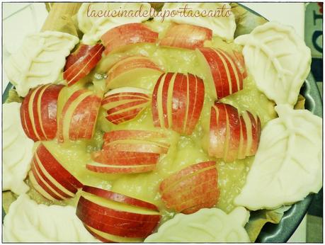 Crostata alle mele, cioccolato fondente e crema / Apple tart, dark chocolate and cream