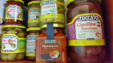 Zuccato conserve sott' aceti e sott'olii