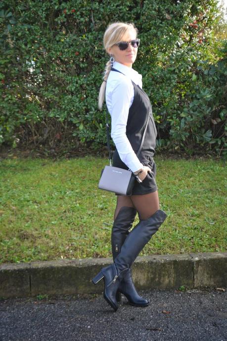 outfit salopette nera denny rose camicia bianca only outfit playsuit how to wear playsuit outfit dicembre 2014 outfit invernali    stivali al ginocchio  danilo di lea over knee boots danilo di lea how to wear over knee boots outfit over knee boots outfit bianco e nero outfit black and white abbinamento bianco e nero how to wear jumpsuit outfit jumpsuit abbinamenti jumpsuit abbinamenti salopette occhiali da sole carrera bracciali rosateresa collezione millelire rosa teresa outfit dicembre 2014 outfit per le feste christmas outfit cosa indossare a natale outfit easy chic outfit comfy chic borsa mini selma michael kors borsa mini selma nera e grigia michael kors fashion blogger italiane fashion blog italiani italian fashion bloggers italian girls mariafelicia magno fashion blogger colorblock by felym fashion blogger bionde